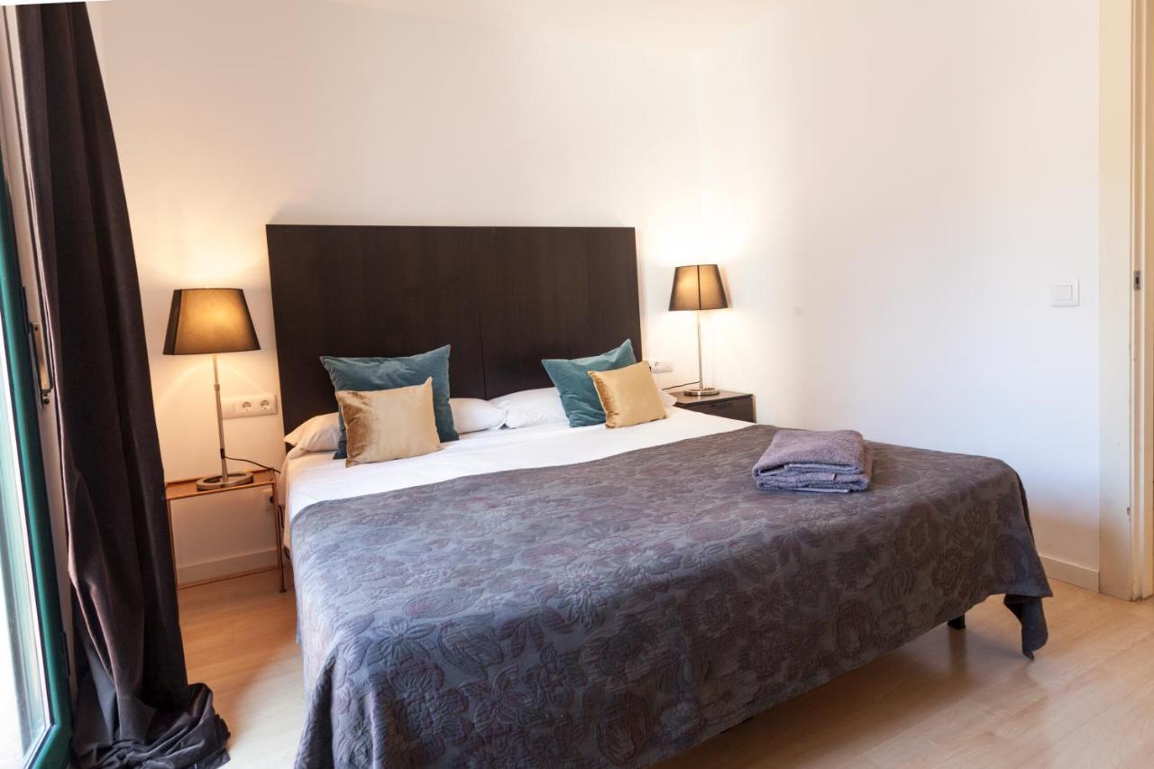 Plaza Catalunya City Center Apartments Барселона Екстериор снимка