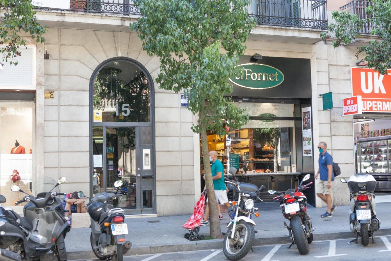 Plaza Catalunya City Center Apartments Барселона Екстериор снимка