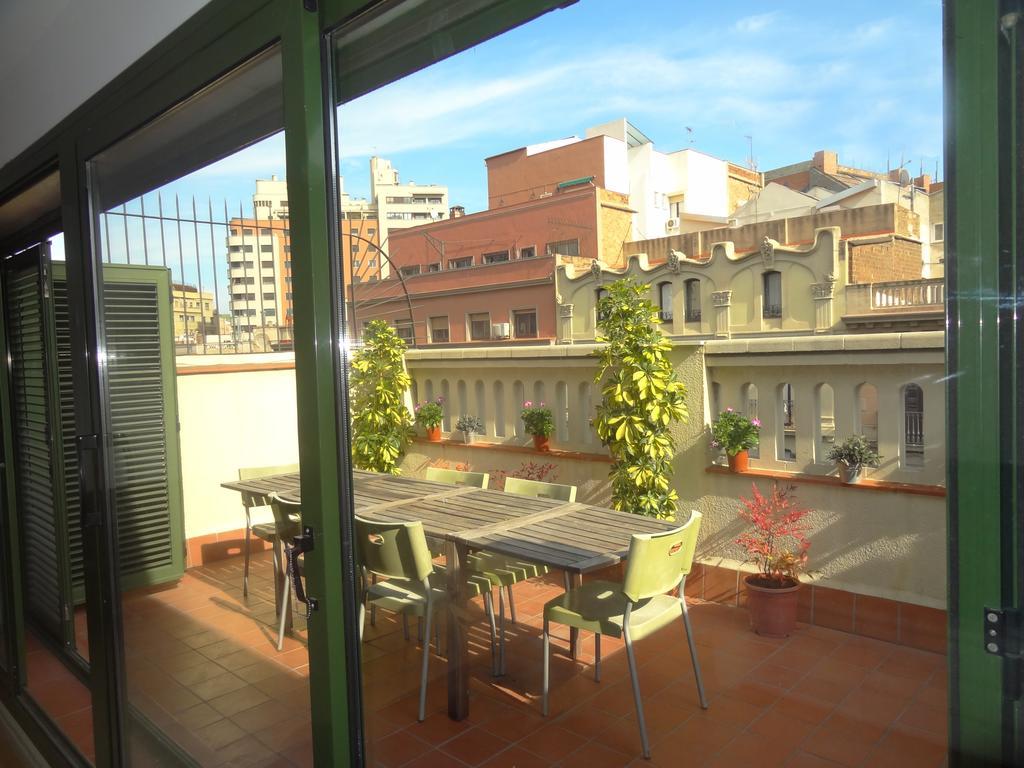 Plaza Catalunya City Center Apartments Барселона Стая снимка